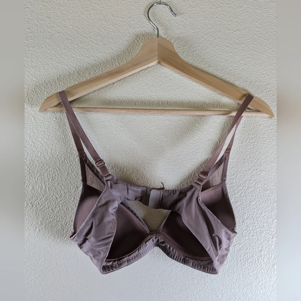Lululemon Simply‎ Sheer Women's Bra